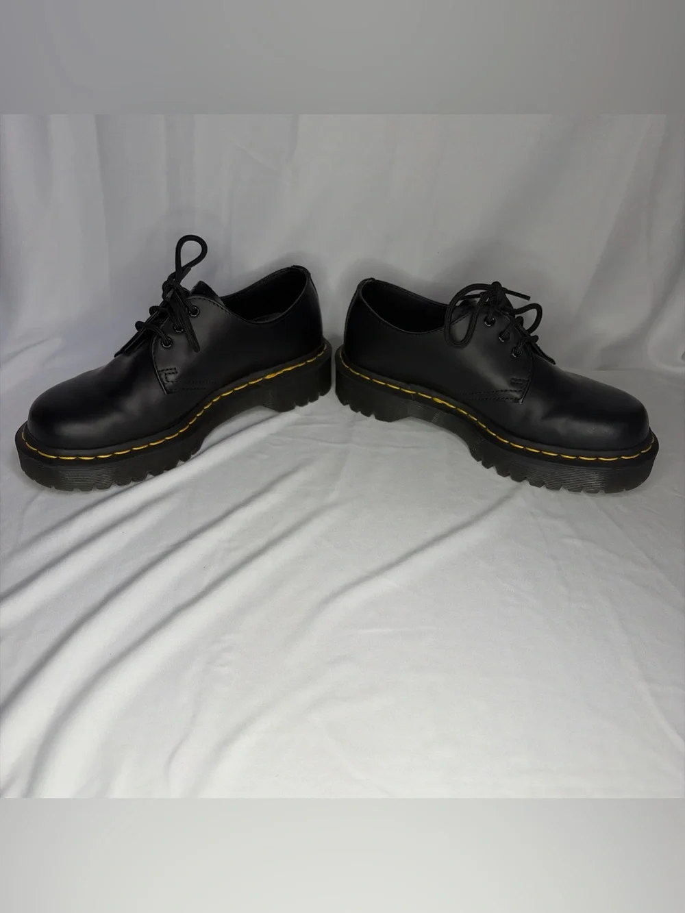 Dr. Martens 21084 Black Lug Sole Shoe